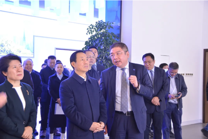 奋进新征程丨湖南省委书记许达哲一行莅临leyu.乐鱼环境长沙基地调研考察